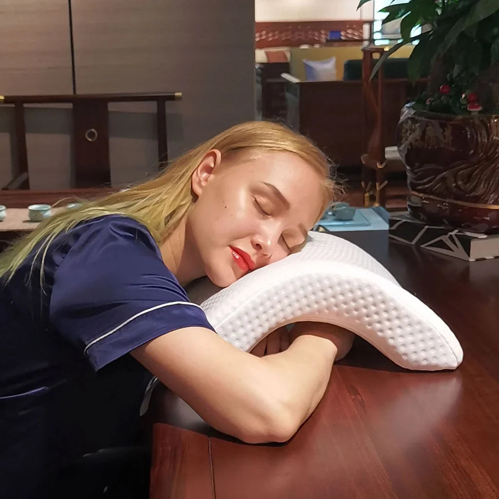 Cuddle Neck Cervical Memory Foam™