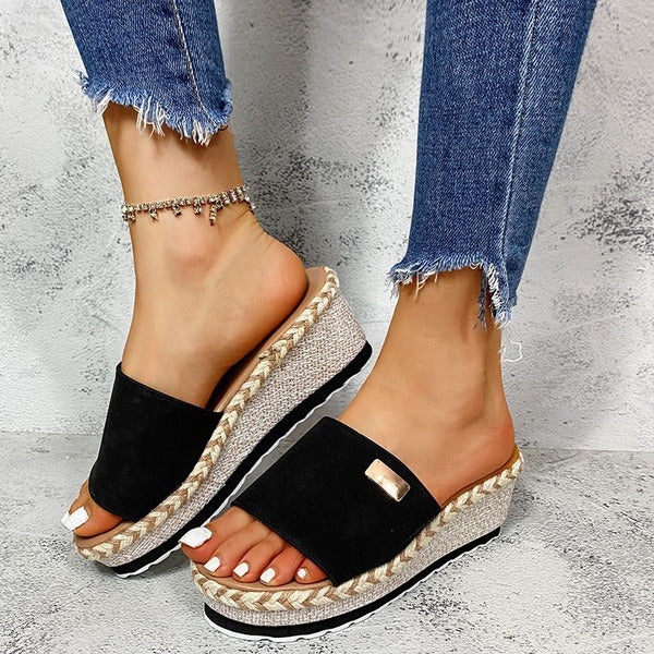 Soleil Luxe Wedges™